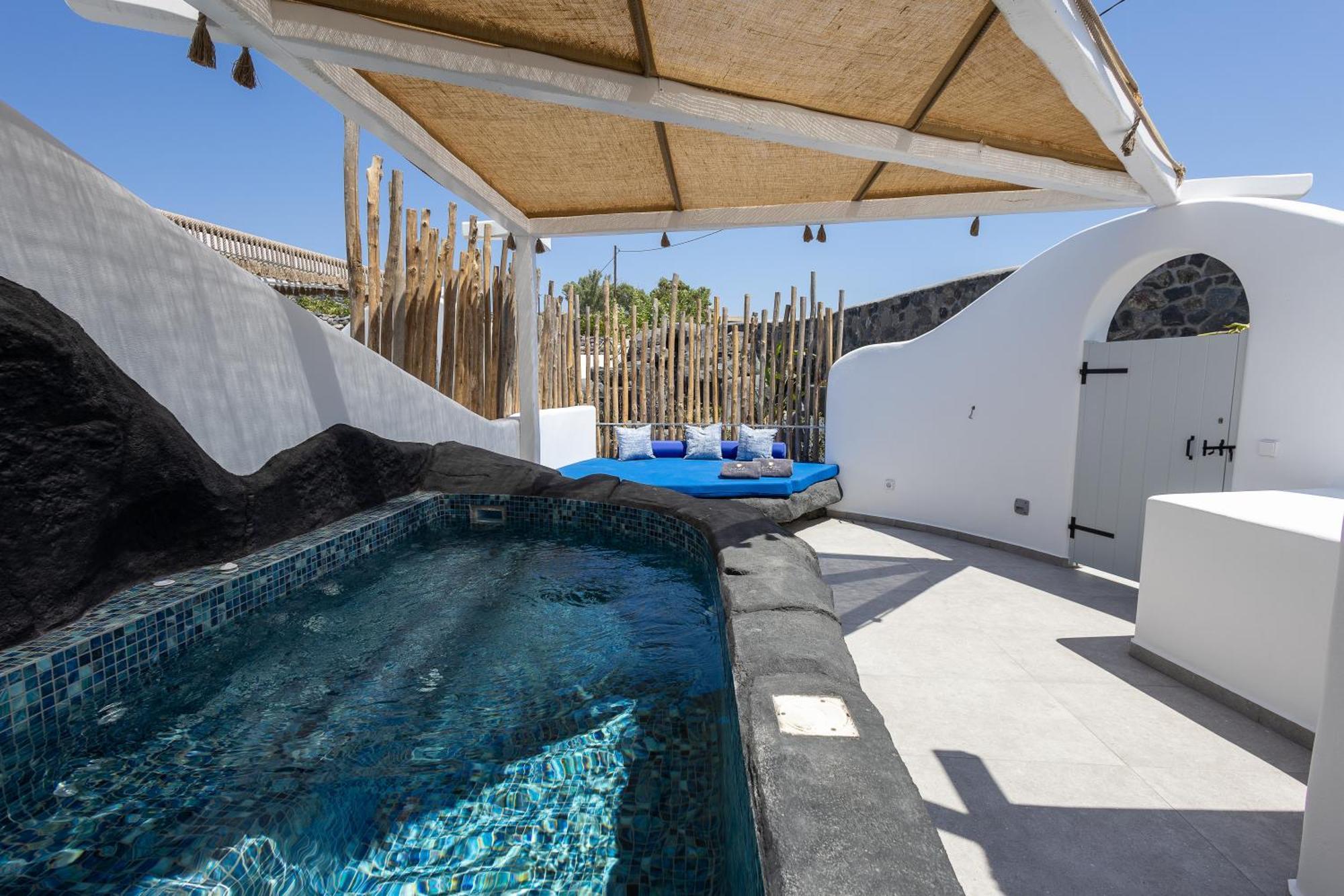 Soil Of Sun Luxury Villas Megalokori Exterior foto